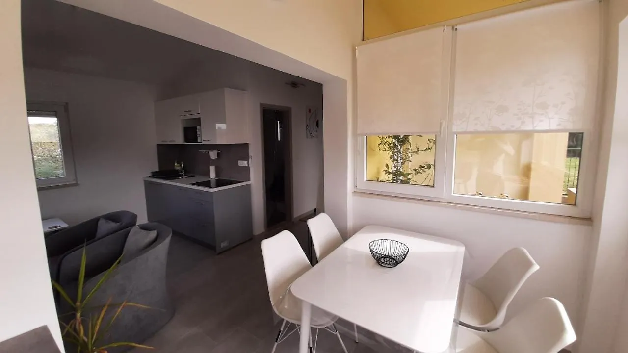 Holiday House Romi Pula Croacia