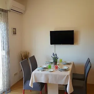 Apartman Mery Stinjan Pula